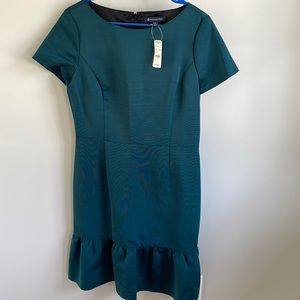 BROOKS BROTHERS Forest Green Sheath Dress NWT Ruffle Bottom Size 8